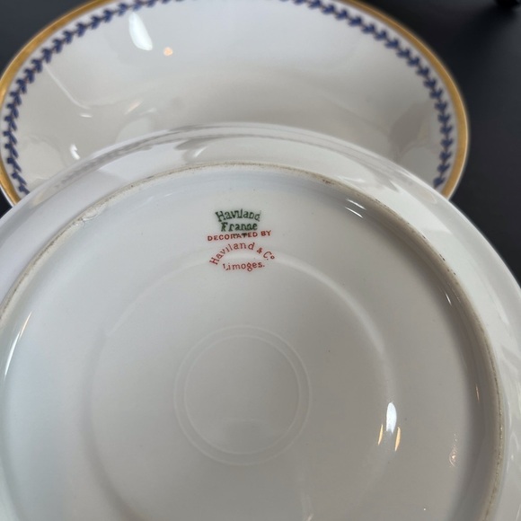 Haviland & Co. Limoges Luncheon Set White with Gold and Royal Blue Ivy Pattern - Picture 5 of 11
